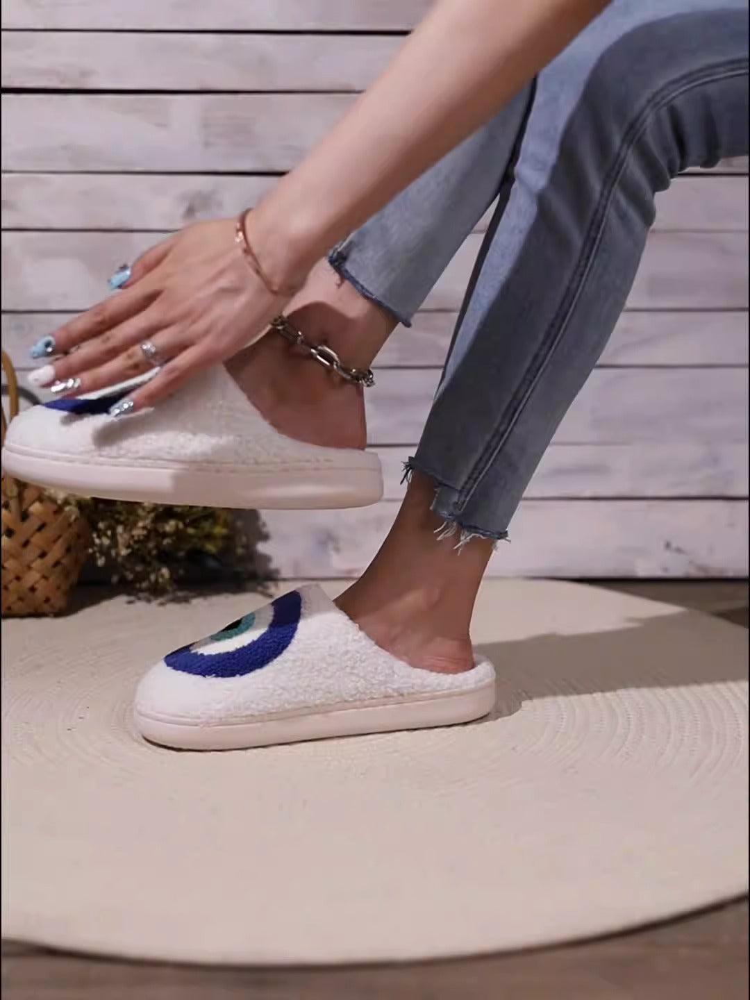 Warm and comfortable winter cotton slippers