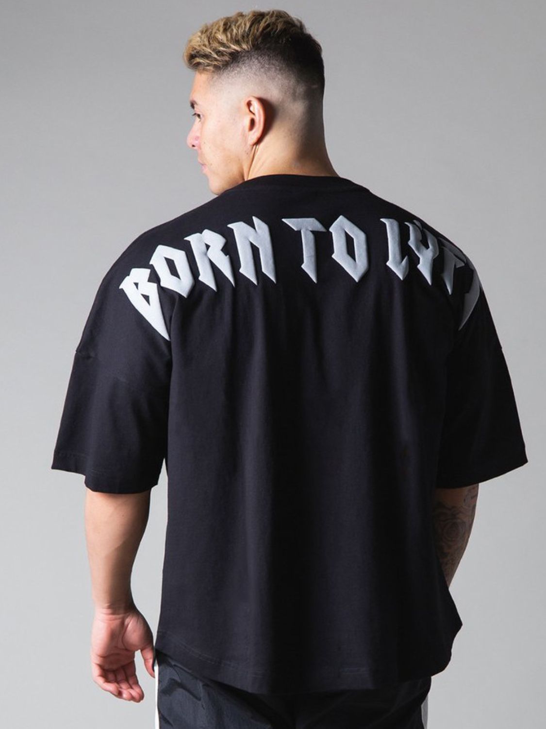 04054229-0408-428f-93f6-251b834475af-Max