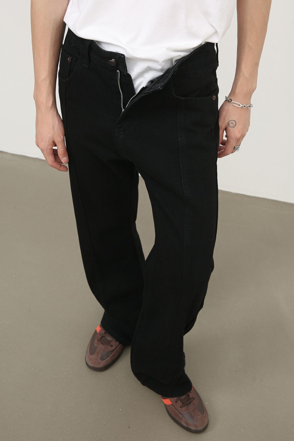 0e25526f-d217-4f2d-a8a9-cf9f544ab49e-Max