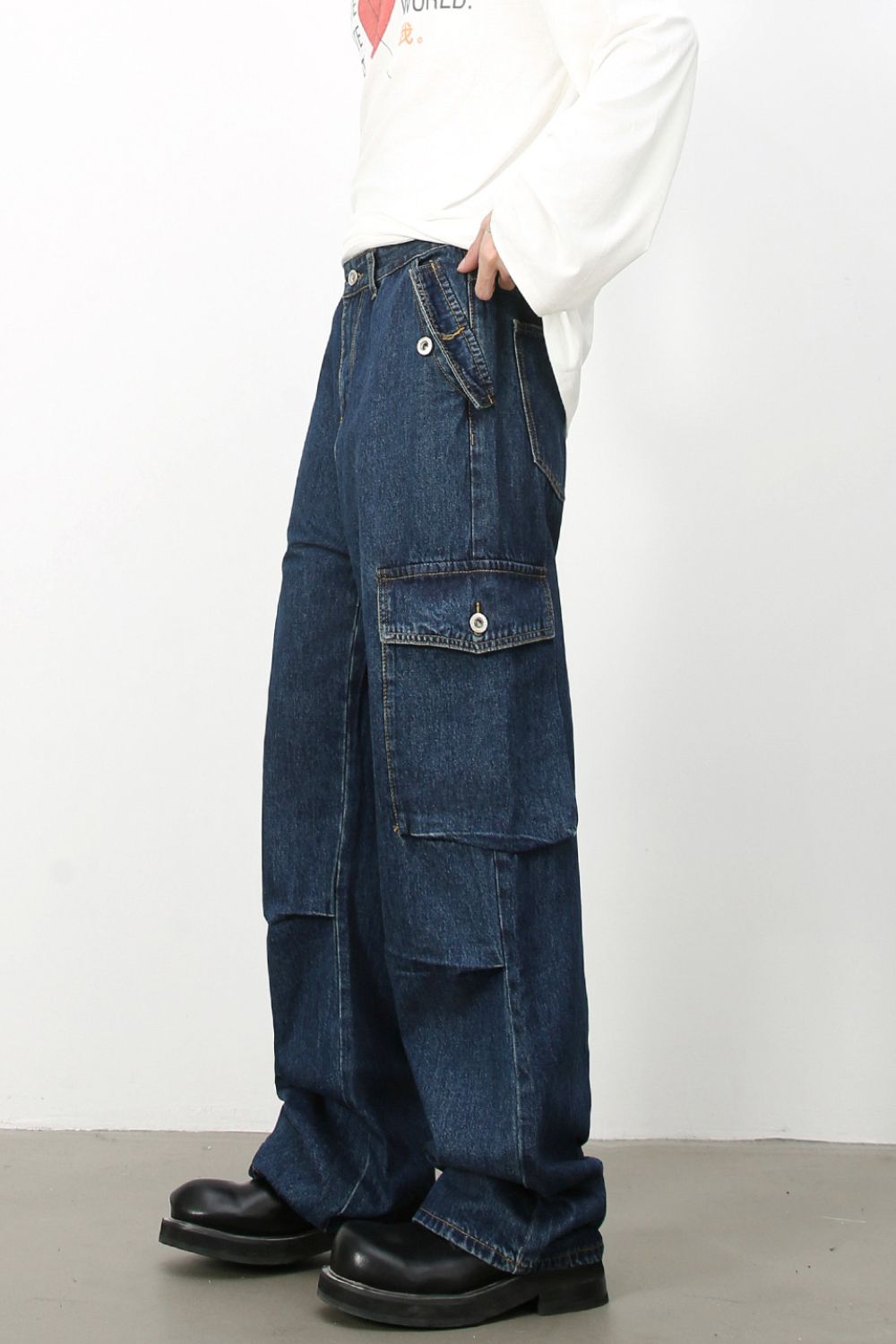 7749db7a-2d57-46c7-bd94-076d880c5835-Max