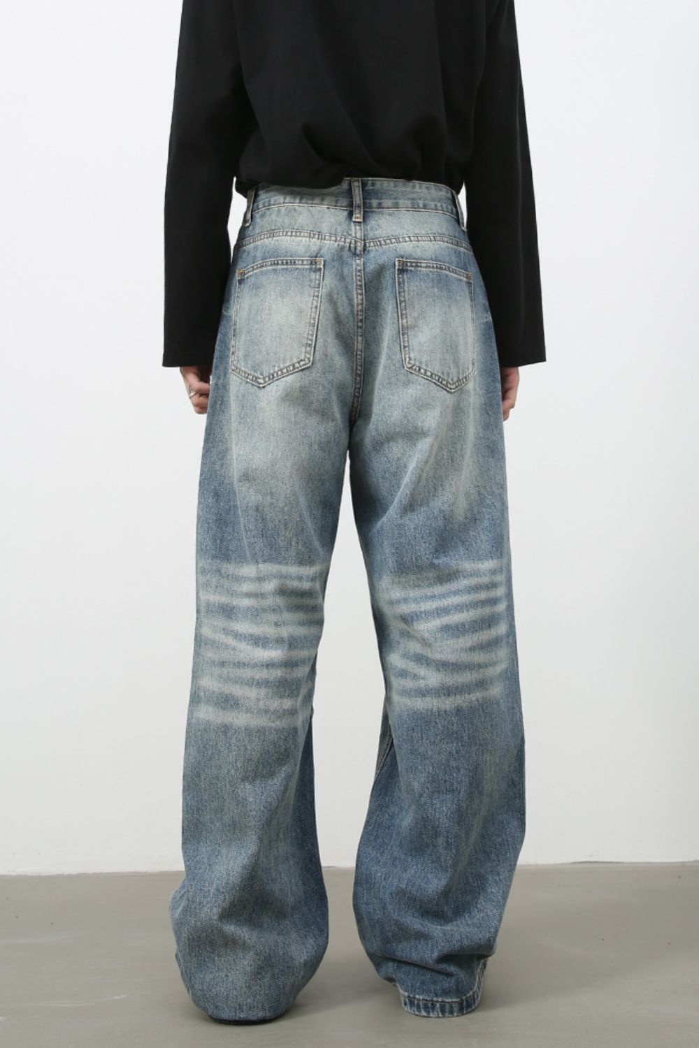 796d60b4-d123-40ec-975f-3035a94b561e-Max