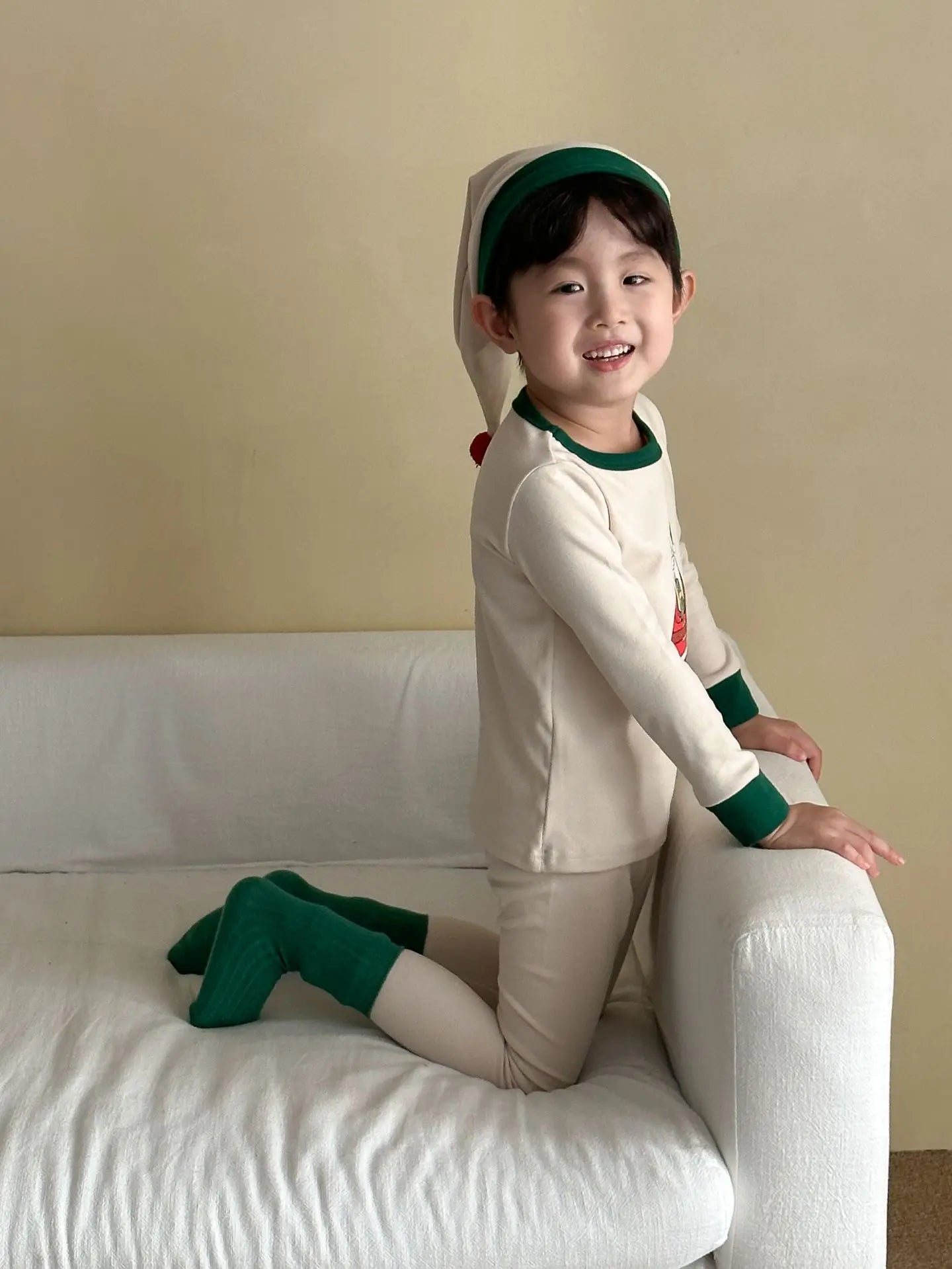 2025 Christmas Kids Pajamas Sets 1-8Y Baby Girls Boys Santa Claus Print Long Sleeve Top Pants with Hat Children Homewear Outfit