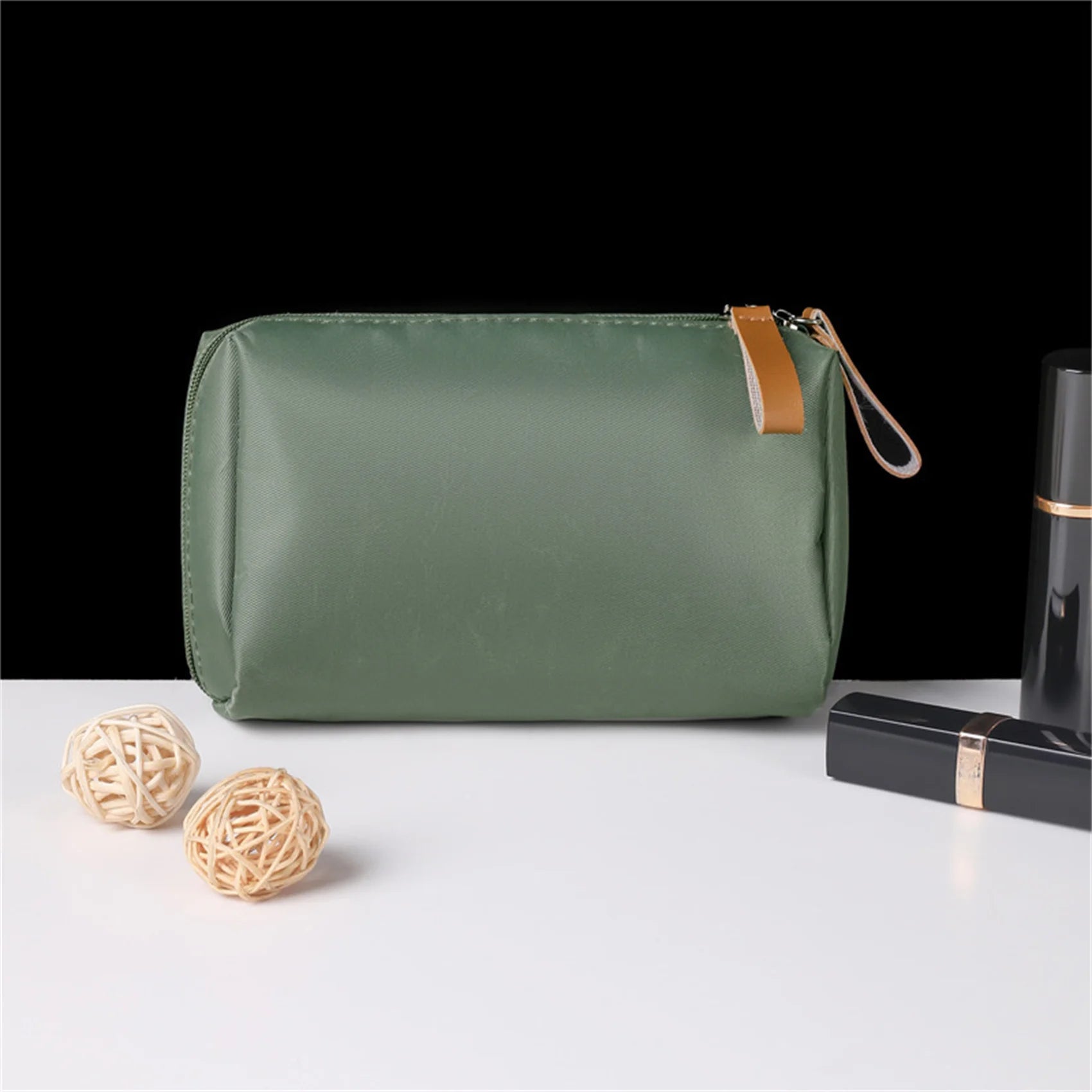 Women Cosmetic Bag Toiletry Wash Make Up Storage Pouch Beautician Folding Makeup Bag Simple Multifunction Travel Organizer Bags