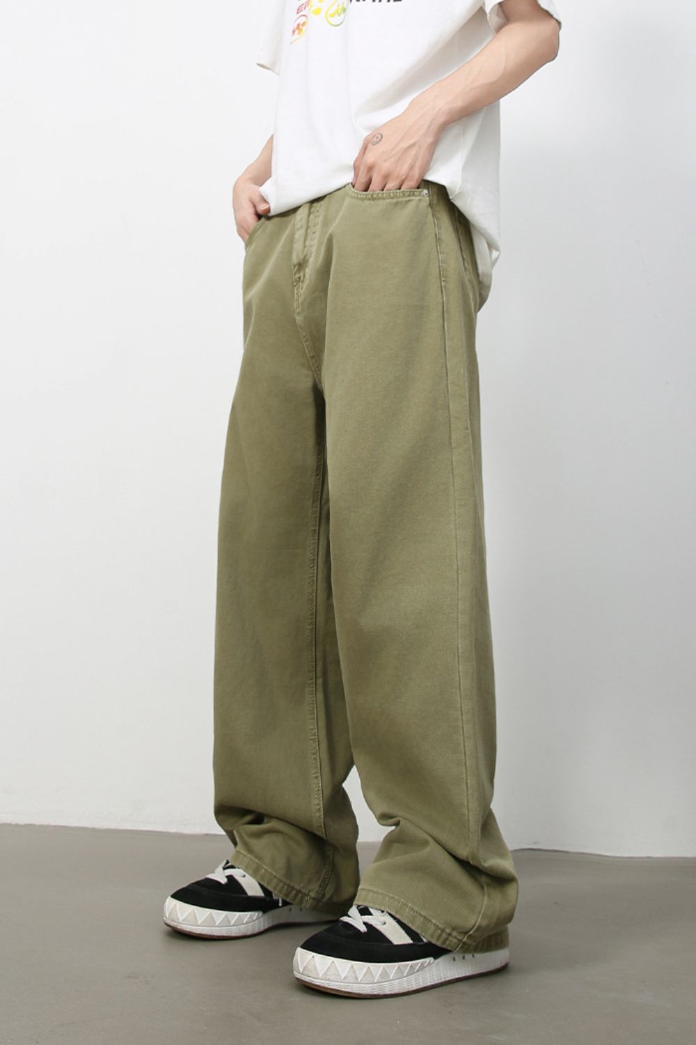 e7e26a96-8c0d-449d-9f27-19c50fae6d5c-Max