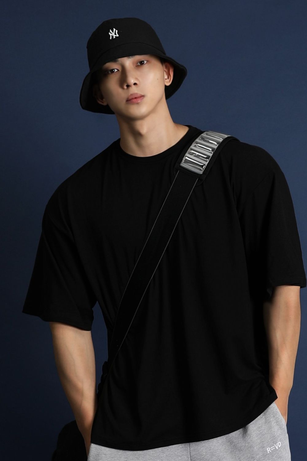 f15deb28-4801-49f6-92b4-e6419c237e8b-Max